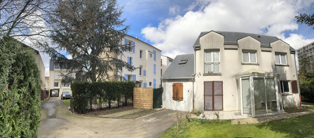 Maison De Longde-Appartement Avec 2 Chambres Villejuif Kültér fotó